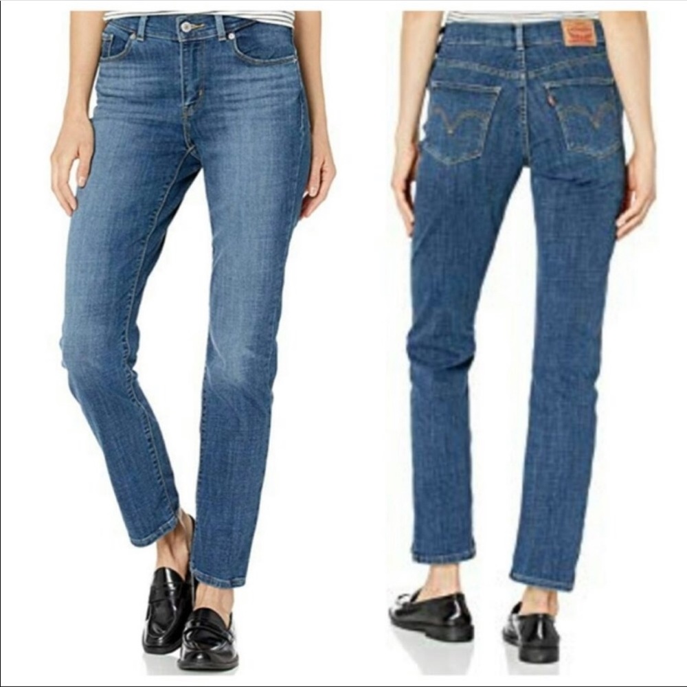 Levi’s 414 Relaxed Straight Jeans